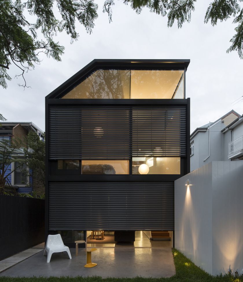 Cosgriff House adjustable louvres opening & closing sequence