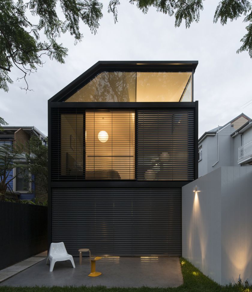 Cosgriff House adjustable louvres opening & closing sequence