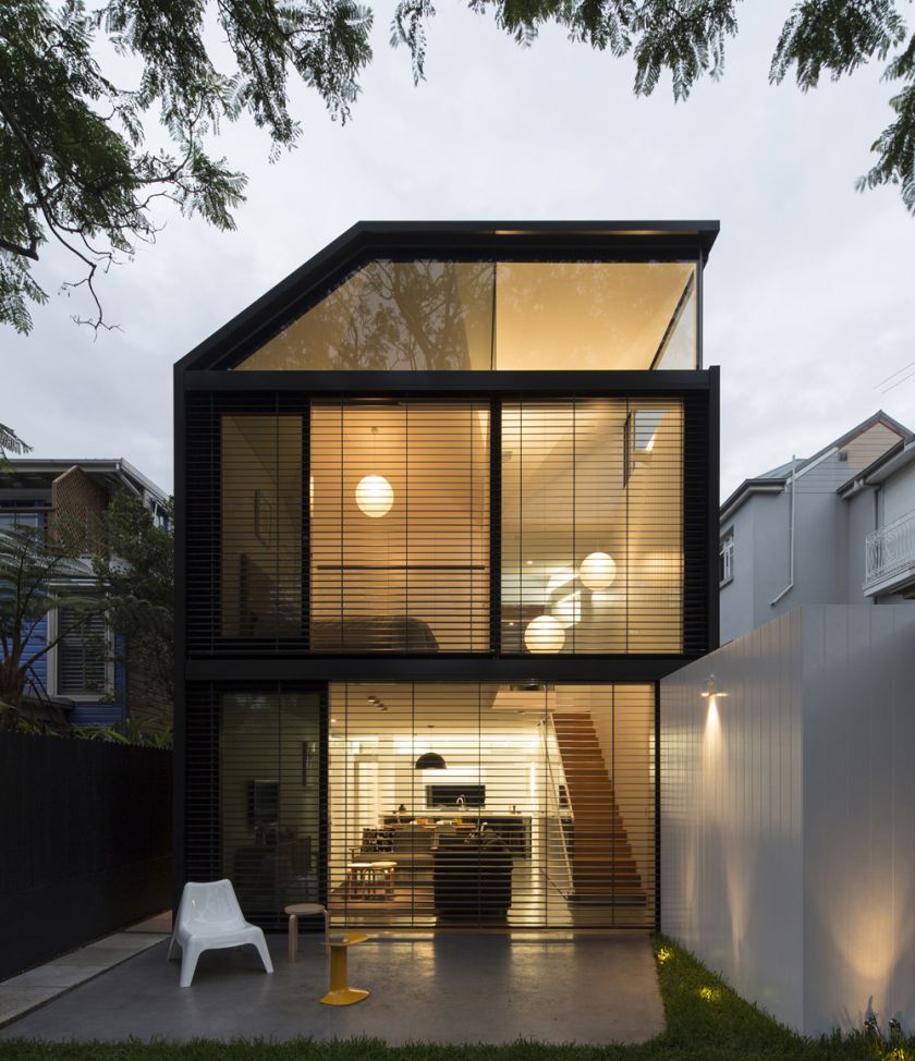 Cosgriff House adjustable louvres opening & closing sequence