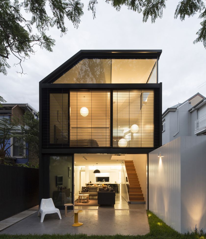 Cosgriff House adjustable louvres opening & closing sequence