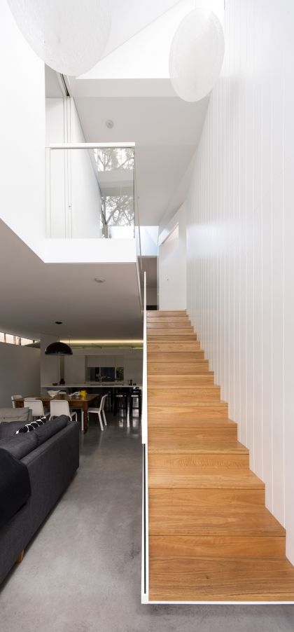 Cosgriff House stair, balcony & void