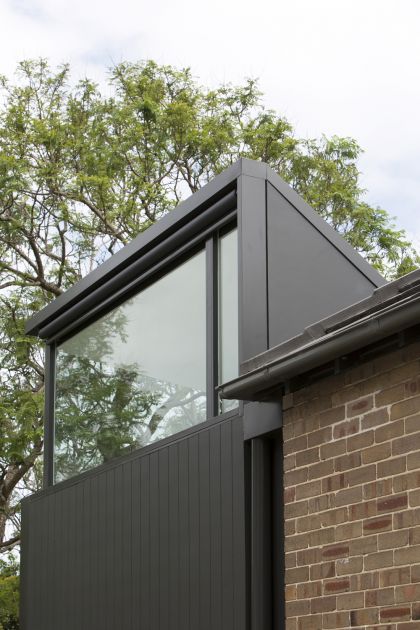 Cosgriff House side folded roof with highlight glazing