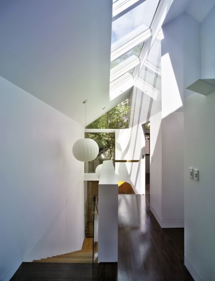 Elliott Ripper House stair hall view to rear