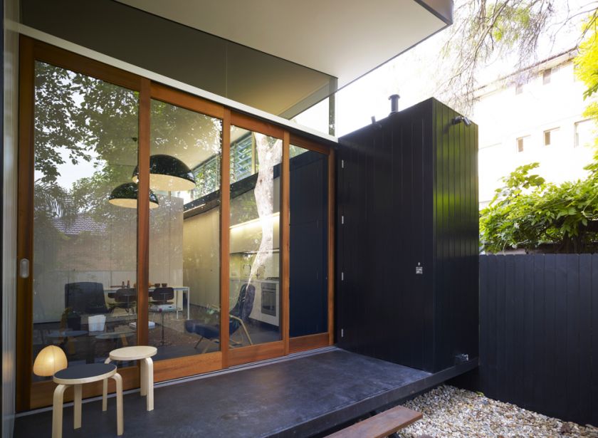 Haines House sliding doors sequence